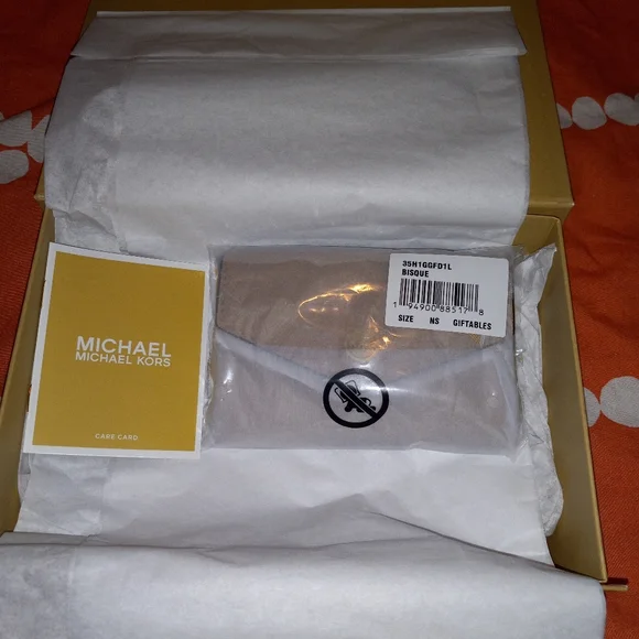 Michael Kors Saffiano Leather 3-in-1 Card Case